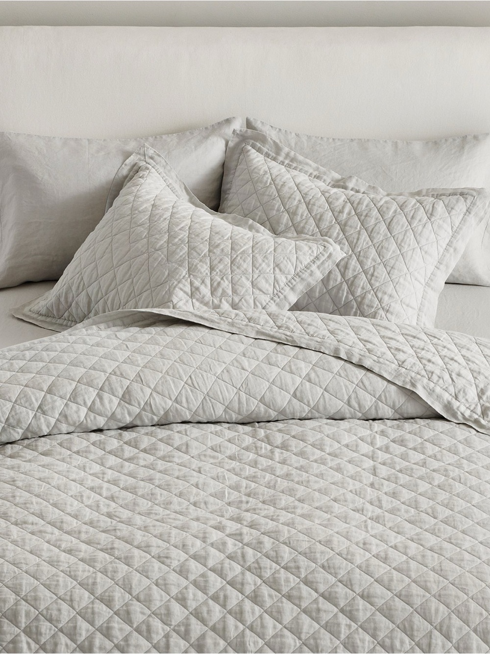 Pottery Barn Belgian Flax Linen Diamond Quilted King Sham- set of two
